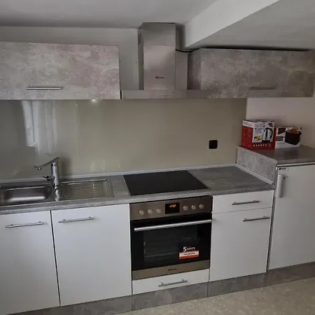 Scherer Monteurzimmer Apartment Hoehr-Grenzhausen